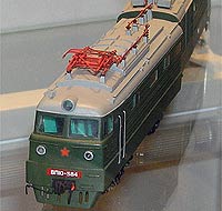 Фото 3. Модель электровоза ВЛ10-584 на выставке в Политехническом музее, Москва.