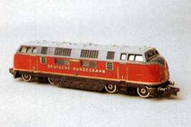  3.   V.200 DB (1961-1968 . ).