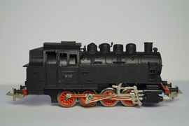  4.   BR81-001 (Zeuke),       .